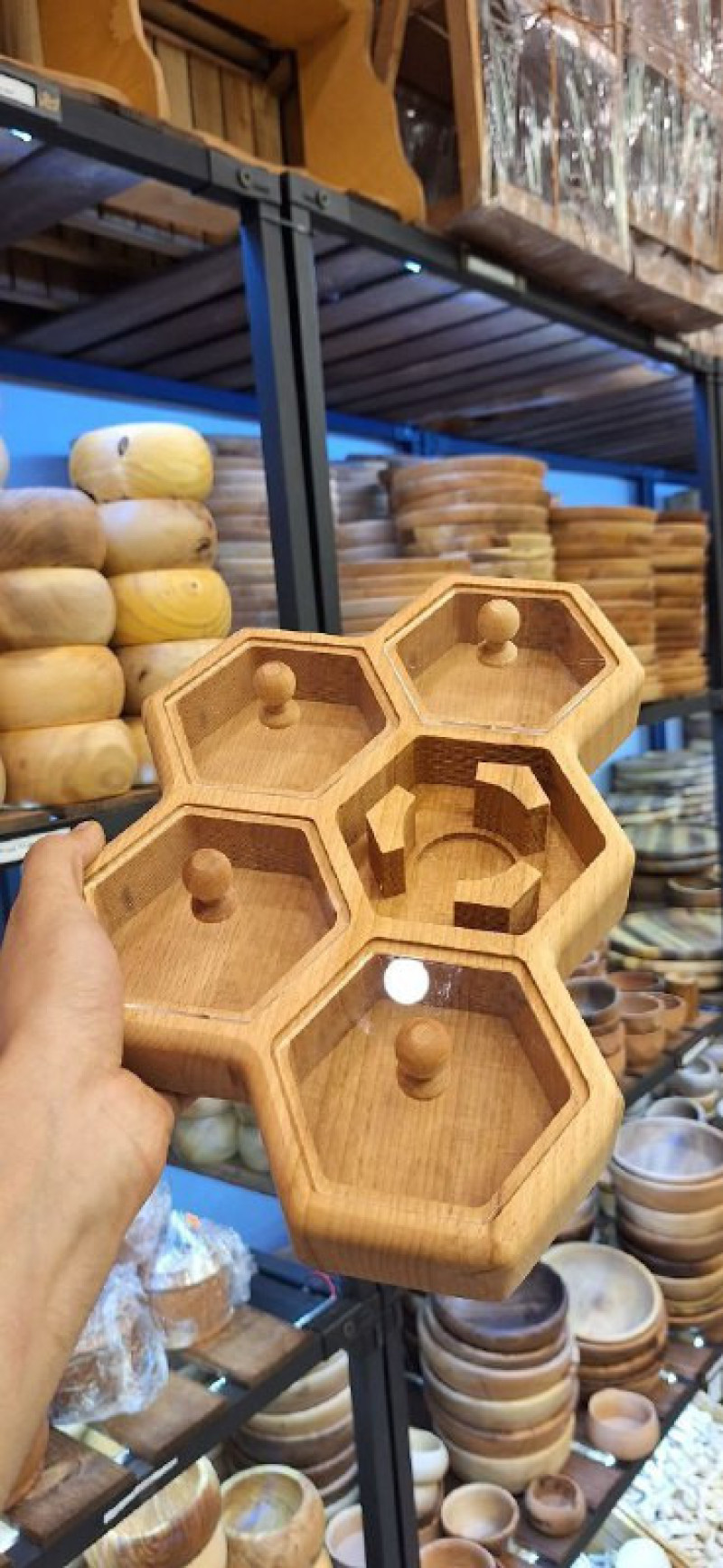 جعبه پذیرایی زنبوری ۵ خانه وارمردار