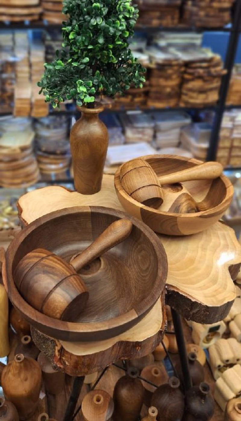 گردو شکن چوب گردو